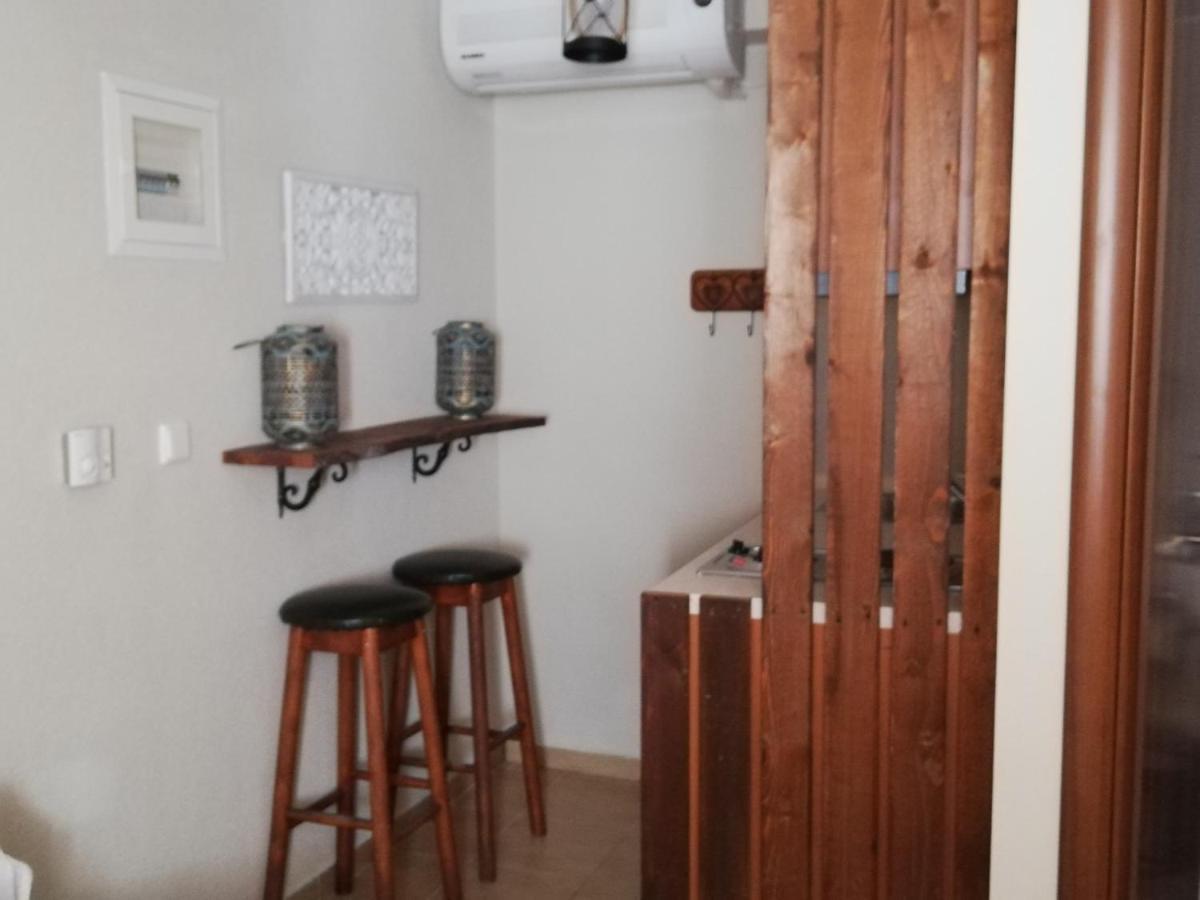 Guesthouse Axieros Samothraki Exterior photo